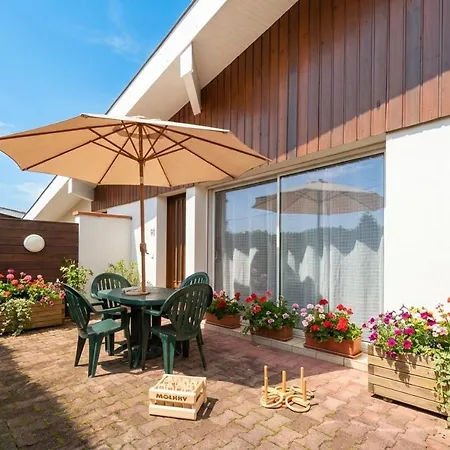 Apartman Amarena *